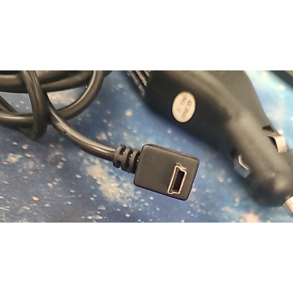 TomTom GPS USB Car Charger /Adapter GO 530 630 730T 920T 720 930T Start2 - Picture 3 of 3